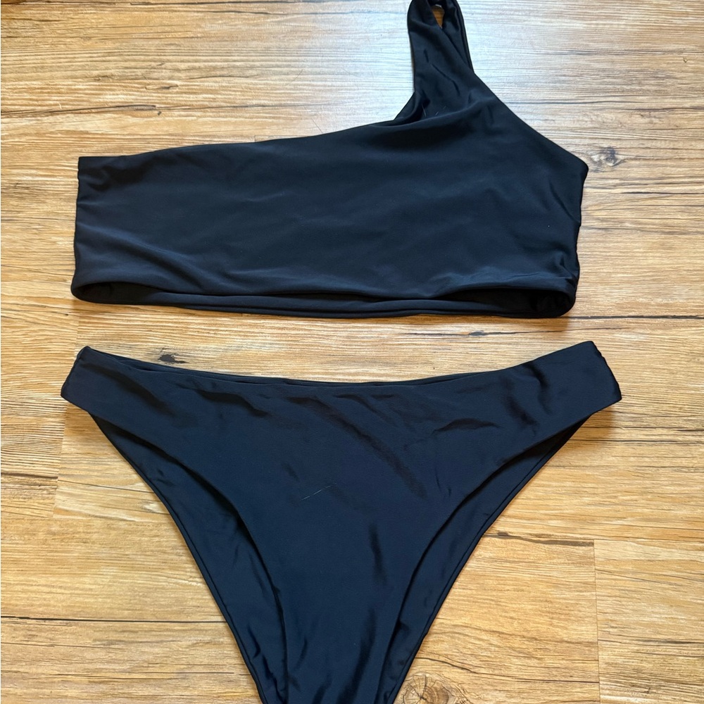 Zaful Black Asymmetrical Bikini Set